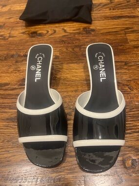 CHANEL Black and White Patent Slide Mules